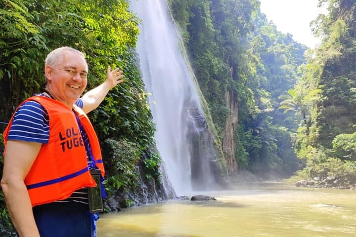 Pagsanjan Falls Shooting the Rapids: Boat Ride, Swim & Riverside Lunch photo 3