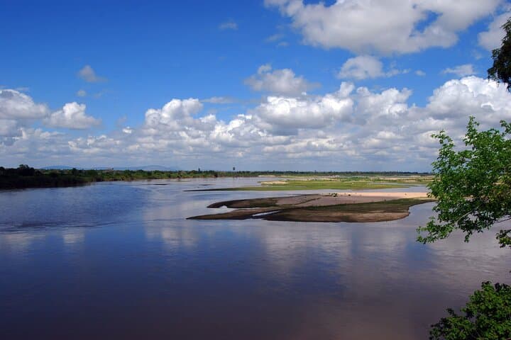 Lake Eyasi Cultural Safari: Hadzabe Hunting & Datoga Blacksmith Visit