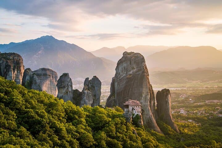 2-Day Private Tour to Delphi and Meteora — Oracle of Delphi, Meteora Monasteries & Thermopylae photo 2