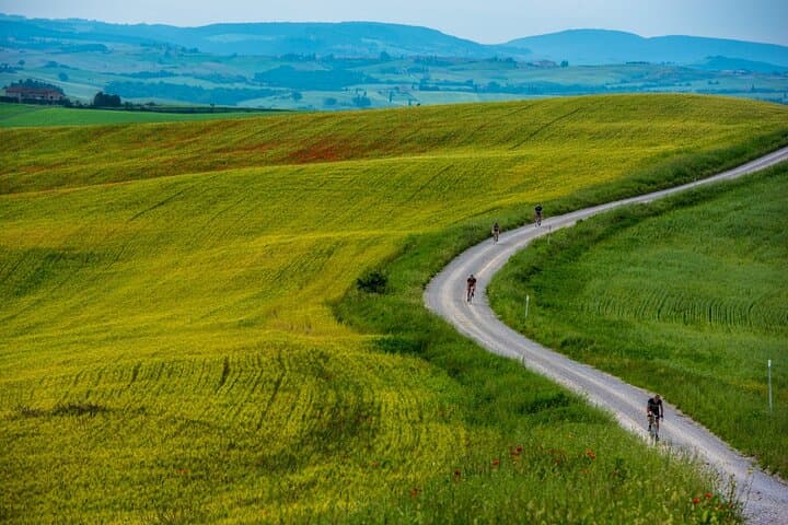 Private Crete Senesi E‑Bike Tour from Florence — Asciano White Roads & Rapolano Terme photo 2