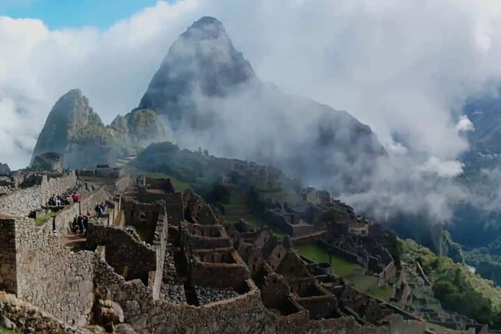 Two-Day Sacred Valley and Machu Picchu Highlights: A Compact Inca Journey photo 3