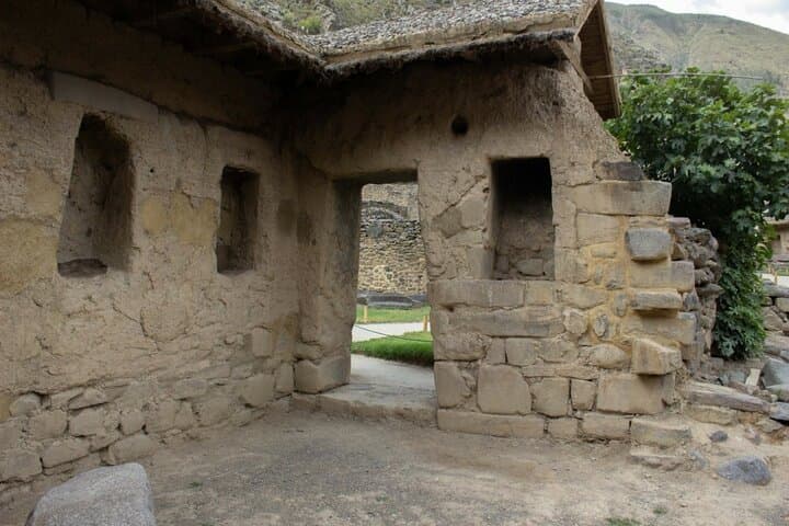 Two-Day Sacred Valley and Machu Picchu Highlights: A Compact Inca Journey photo 5
