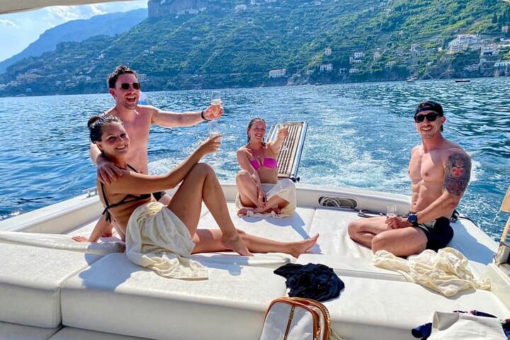 Private Amalfi Coast Boat Tour with Drinks — Positano, Amalfi & Hidden Caves photo 6