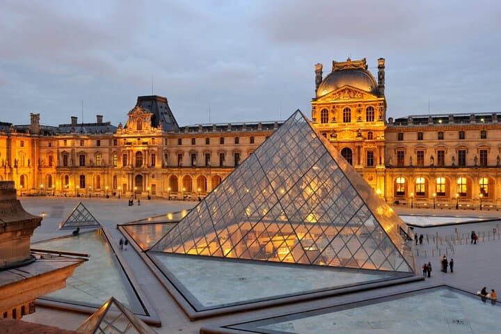 Customize Your Paris: Private 4-Hour Self-Tailored Van Tour with Guide photo 2