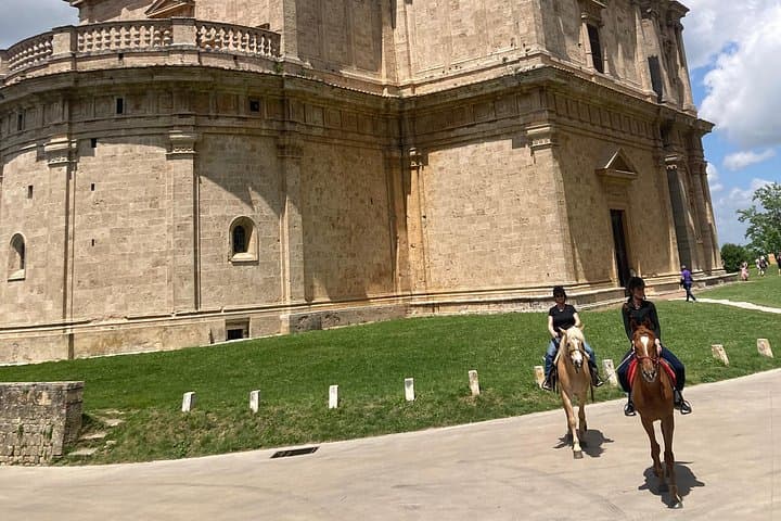Horseback Riding Through Vineyards in Montepulciano: Tuscan Equestrian Tour photo 4
