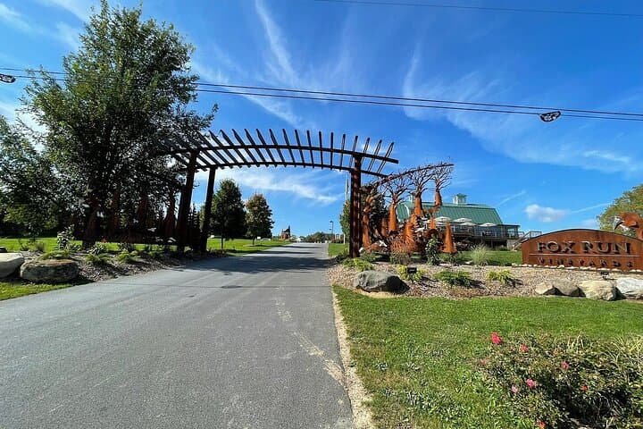 Private 6-Hour Finger Lakes Wine Tour from Geneva — Custom Tastings for Up to 6 photo 4