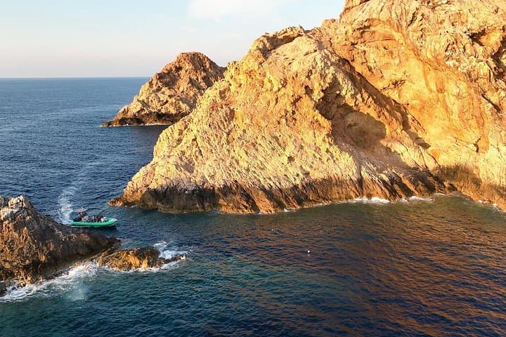 Sunset Aperitif Boat Cruise from L'Île-Rousse — Corsica Aperitif & Snorkel photo 3
