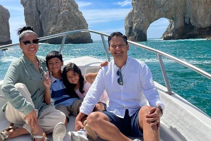 Cabo Whale Watching: Whale-Tale Boat Tour to Land's End and the Arch photo 4