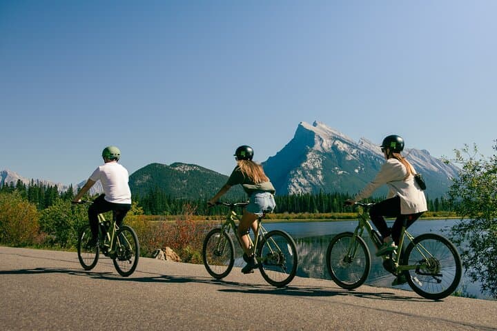 Evening E-bike Tour in Banff: Vermilion Lakes, Bow Falls & Wildlife photo 4