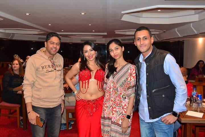 Nile Dinner Cruise in Cairo with Tanura & Belly Dance — Evening on the Nile photo 3