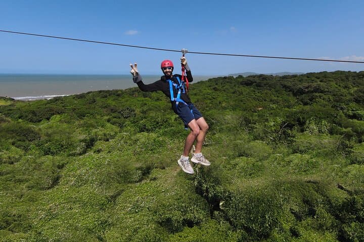 Cartagena Zipline Canopy Adventure: Ocean-View Ziplines & Jungle Flight photo 2