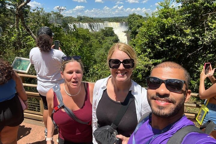 Private Tour to Brazil’s Iguaçu Falls with Boat Ride & Lunch photo 3