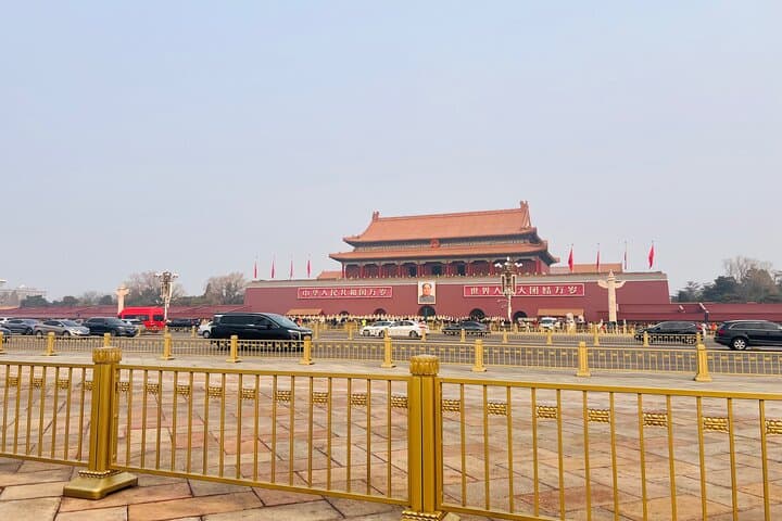 Private Tiananmen Square & Forbidden City Tour with Tickets — Skip-the-Line Beijing Experience photo 3
