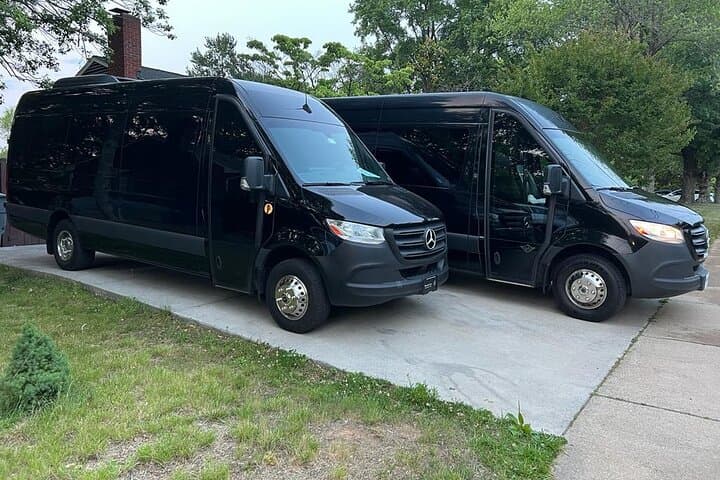 Middleburg Wine Country Private Driver Tour — 6-Hour Self-Guided Winery Experience