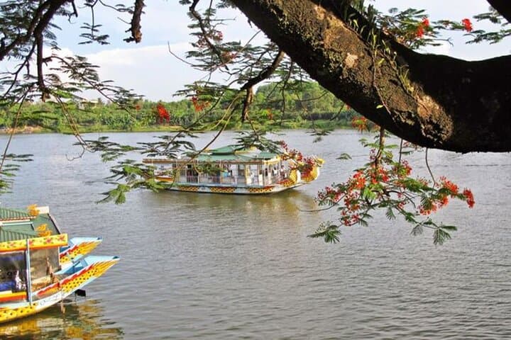 Hue Private Dragon Boat Cruise on the Perfume River — Sunset & Night Experience photo 6