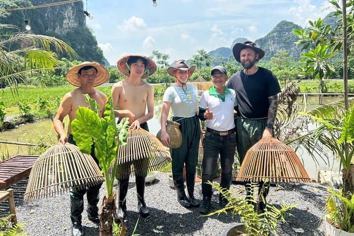 Ninh Binh Motorbike Tour: One-Day Ride Through Rice Fields and Limestone Karsts photo 5