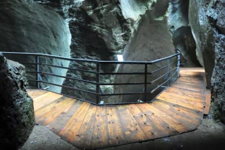 Aare Gorge & Alpine Villages Private Tour from Zurich photo 5