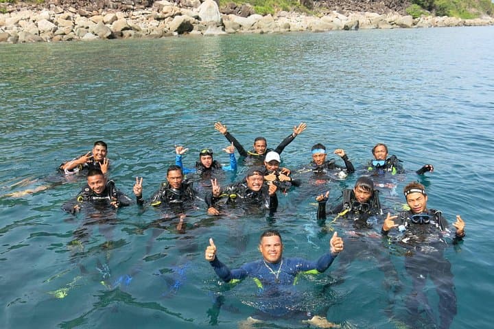 Nha Trang Coral Reefs Scuba Diving Tour with Lunch (Hon Mun Day Trip) photo 4