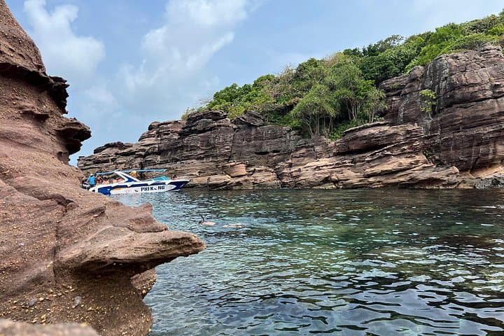 Phu Quoc South Island Snorkel & Beach BBQ — Small-Group Speedboat Tour photo 4