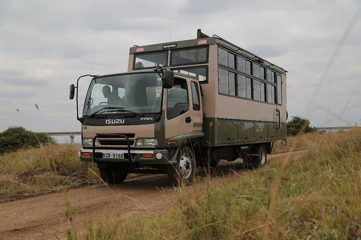 Explore Wildlife Up Close: Overland Game Drive in Nairobi National Park photo 4
