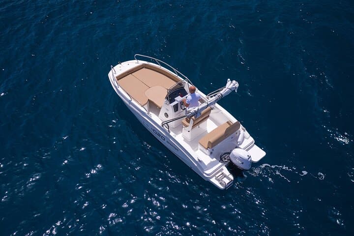 Half-Day Private Amalfi Coast & Positano Boat Tour from Sorrento