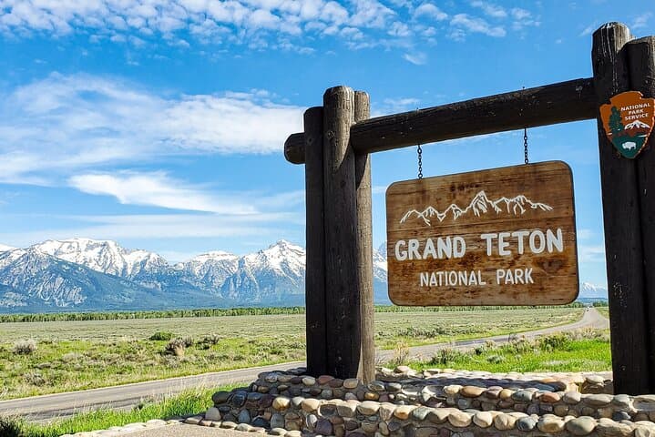 Explore 30+ U.S. National Parks with a Self-Guided Audio Driving Tour Bundle photo 6