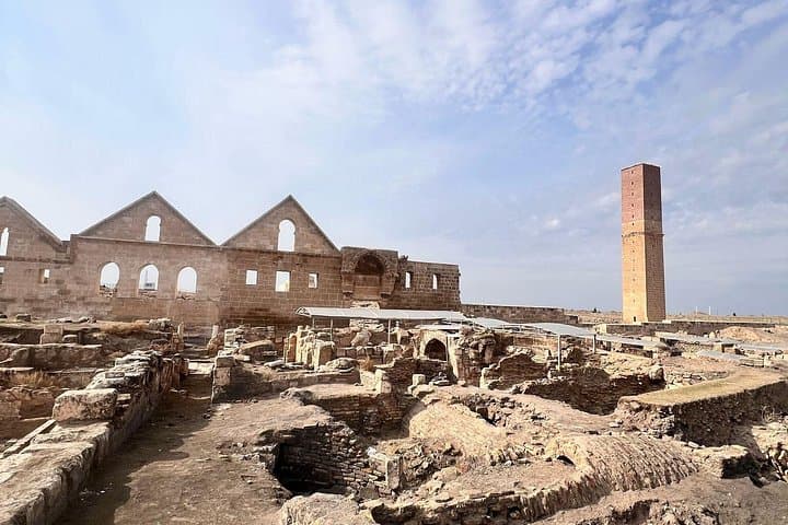 Day Trip to Göbeklitepe: Visit the World's Oldest Temple from Istanbul photo 5