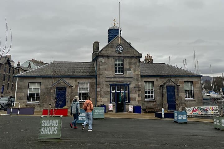 Caernarfon Castle: Self-Guided Walking Tour of the Town, Walls & Waterfront photo 6