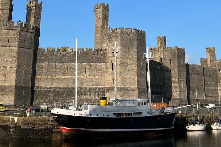 Caernarfon Castle: Self-Guided Walking Tour of the Town, Walls & Waterfront photo 2