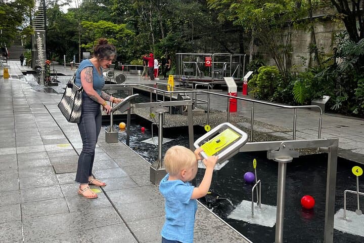 Explore Parque Explora and Medellín by Metro Cable: Interactive Science, Aquariums & Urban Transformation photo 5