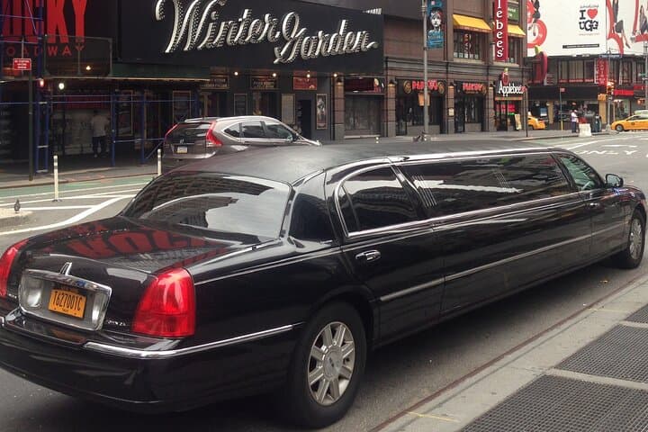 LaGuardia to Manhattan Private Transfer — LGA Limo, SUV & Sprinter Van Service photo 6