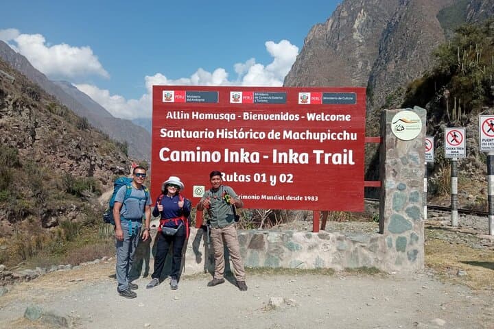 4-Day Inca Trail to Machu Picchu: Classic 42 km Trek from Cusco