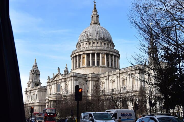 Private 2.5-Hour London Black Cab Tour: Westminster to St. Paul's Highlights photo 6