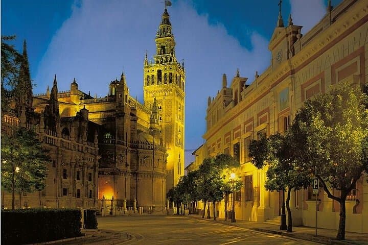Seville VIP Super-Luxury Tour with Michelin-Star Lunch photo 4