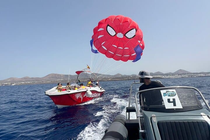 Parasailing in Lanzarote: 10-Minute Coastal Flight Over Volcanic Shores