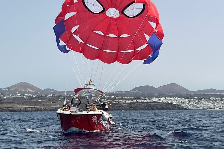 Parasailing in Lanzarote: 10-Minute Coastal Flight Over Volcanic Shores photo 3
