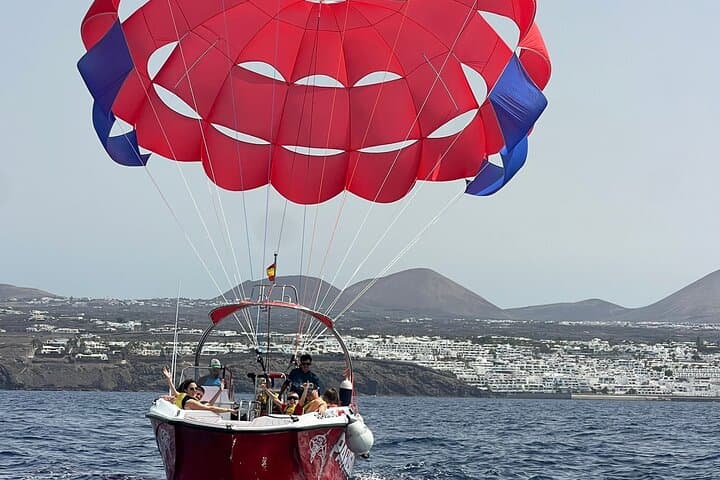 Parasailing in Lanzarote: 10-Minute Coastal Flight Over Volcanic Shores photo 5