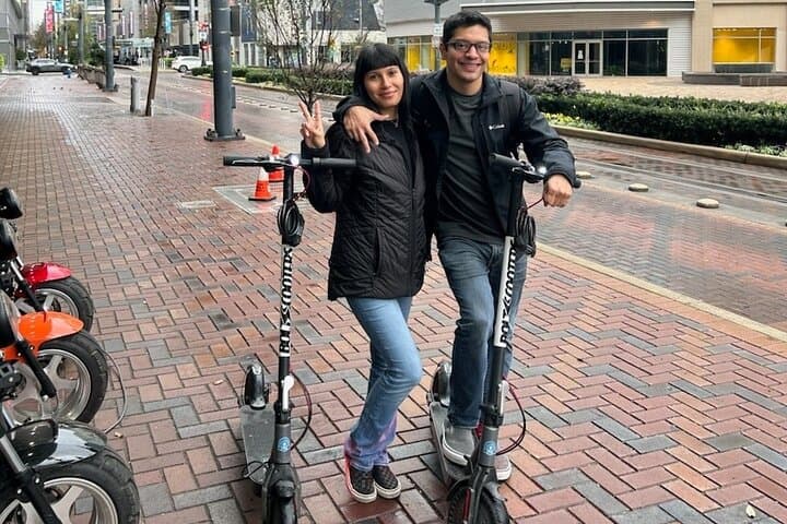 Downtown Houston Scooter Tour: Self-Guided S2 Pro E‑Scooter Rental photo 4