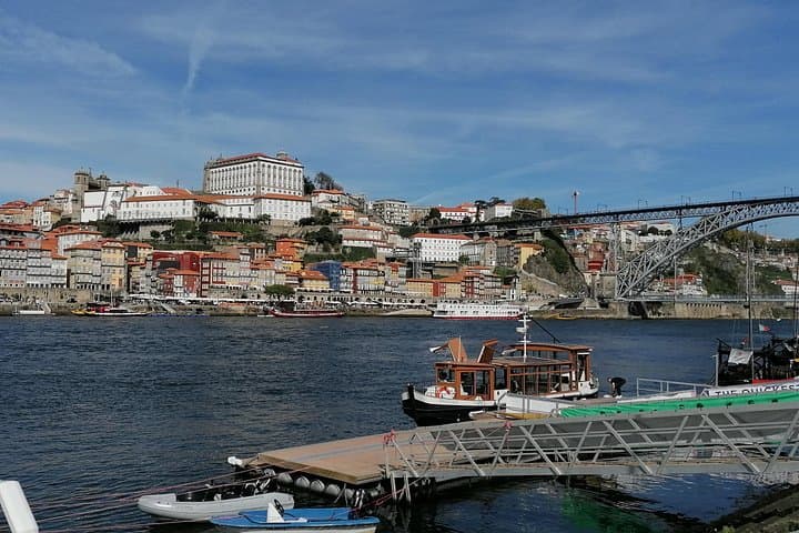 Porto 4-Hour Historic Centre Walking Tour — Ribeira, Azulejos & City Hall photo 4