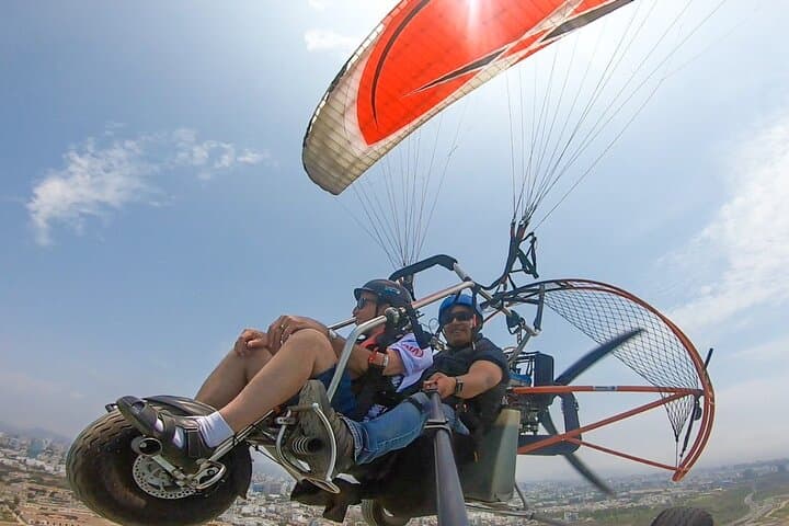 Paragliding Costa Verde Lima — Paratrike Flight over Miraflores & the Pacific photo 3