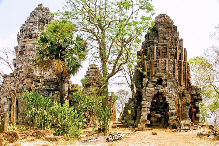 Battambang Grand Day Tour: Ek Phnom, Bamboo Train & Phnom Sampov photo 4