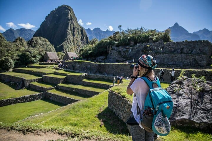 Sacred Valley to Machu Picchu by Train: 2-Day Small-Group Guide