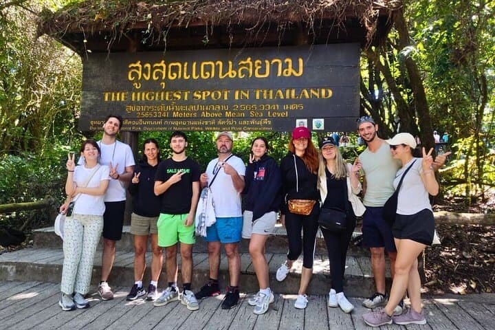 Doi Inthanon Scenic Explorer: Waterfalls, Pagodas & Hill Tribe Village Day Tour photo 5