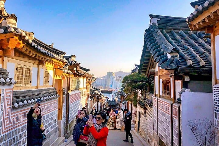 Customized 5-Day Seoul + Jeju Private Tour with Seongsan Sunrise Peak photo 3