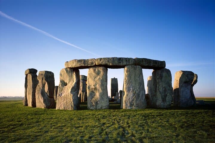 Stonehenge and Bath day trip from Oxford — Roman Baths and the Stone Circle photo 2