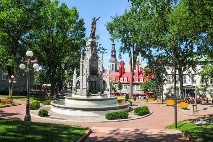4-Day Toronto Montreal Ottawa Quebec City Small-Group Tour