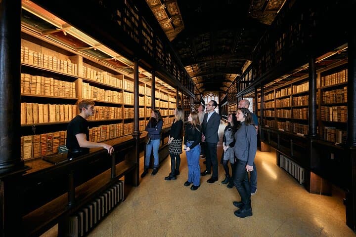 Oxford & Lacock Harry Potter Locations Day Tour — Bodleian Library to Lacock Abbey photo 3
