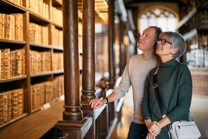 Oxford & Lacock Harry Potter Locations Day Tour — Bodleian Library to Lacock Abbey photo 2