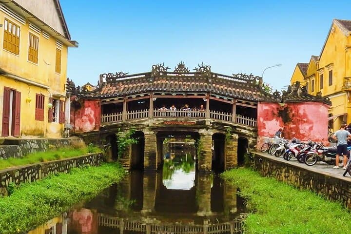 6-Day Ha Long Bay, Sapa & Hanoi Private Expedition photo 4