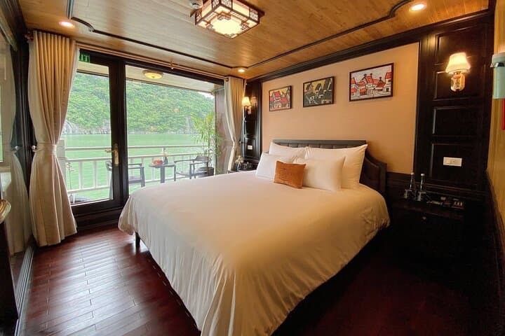 Halong Bay 2‑Day Overnight Cruise: Kayak, Caves & Lan Ha Bay Escape photo 3